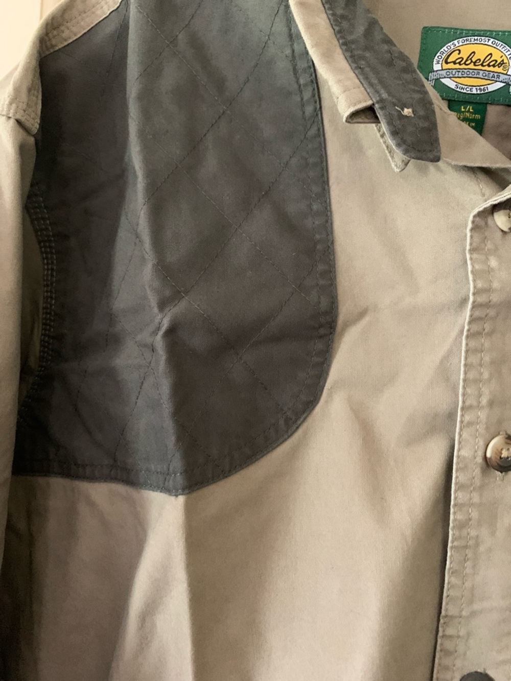 Cabela's Khaki/Olive Shirt Men’s Large - Picture 3 of 12